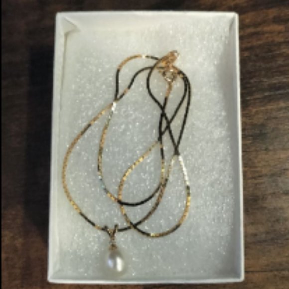 14k Gold Pearl And Diamond Pendant With Necklace - Picture 7 of 7